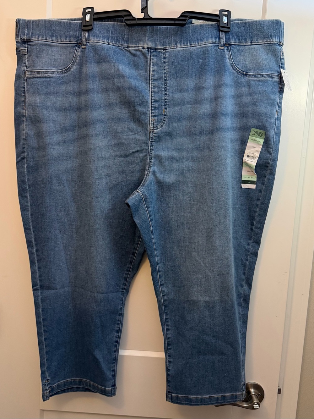 Terra and Sky Classic Stretch Blue Women's Capri Jeans size 4X - NWT!
